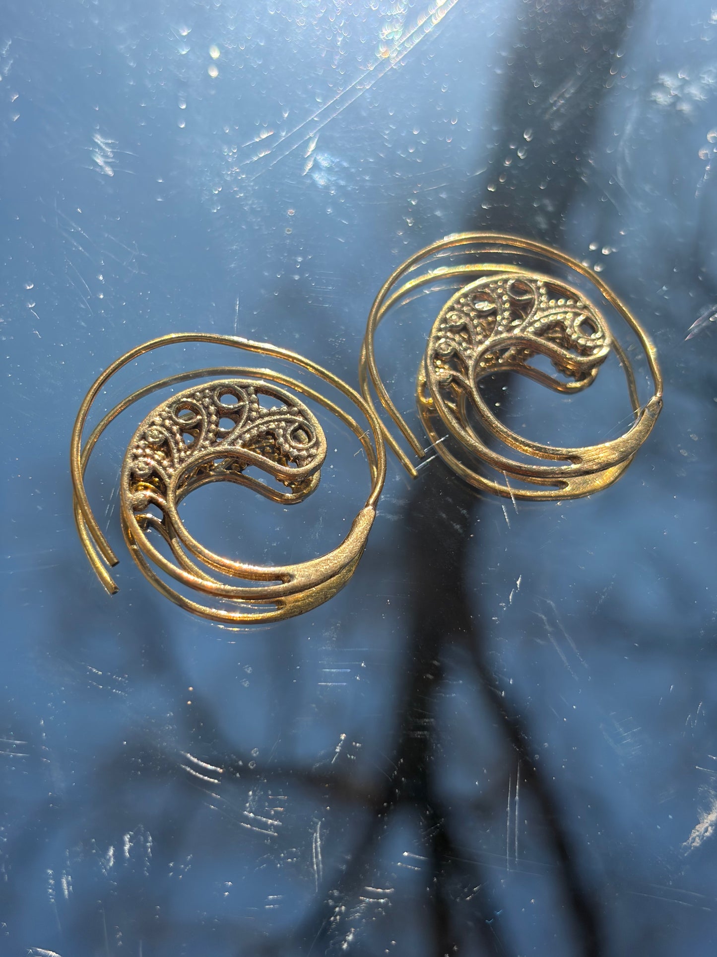 Hollowed Swirl Brass Earrings